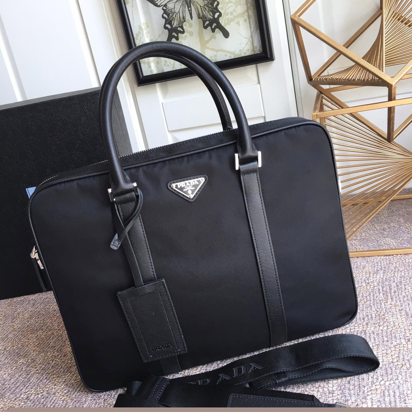 Pra*a briefcase
